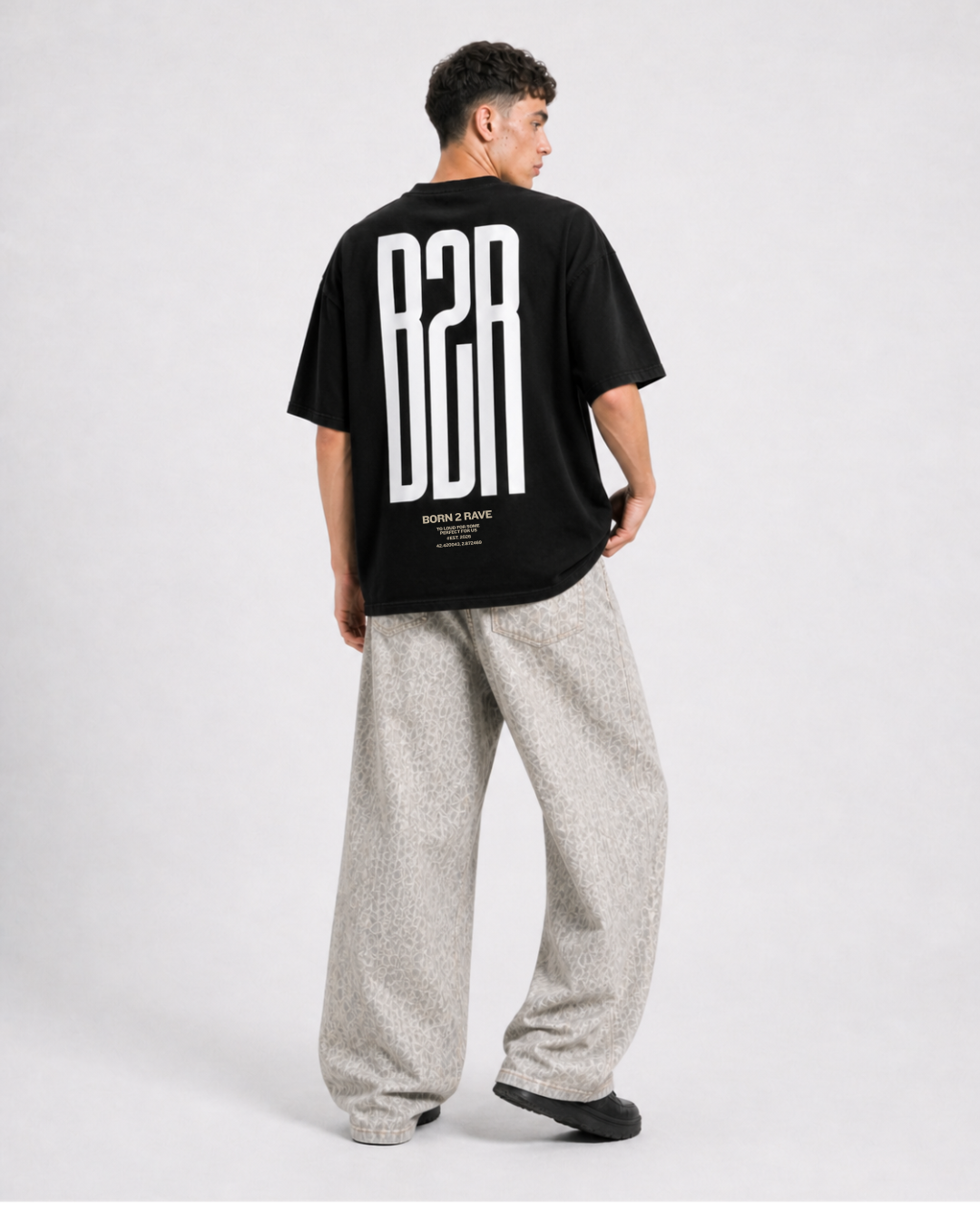 Shirt - White logo