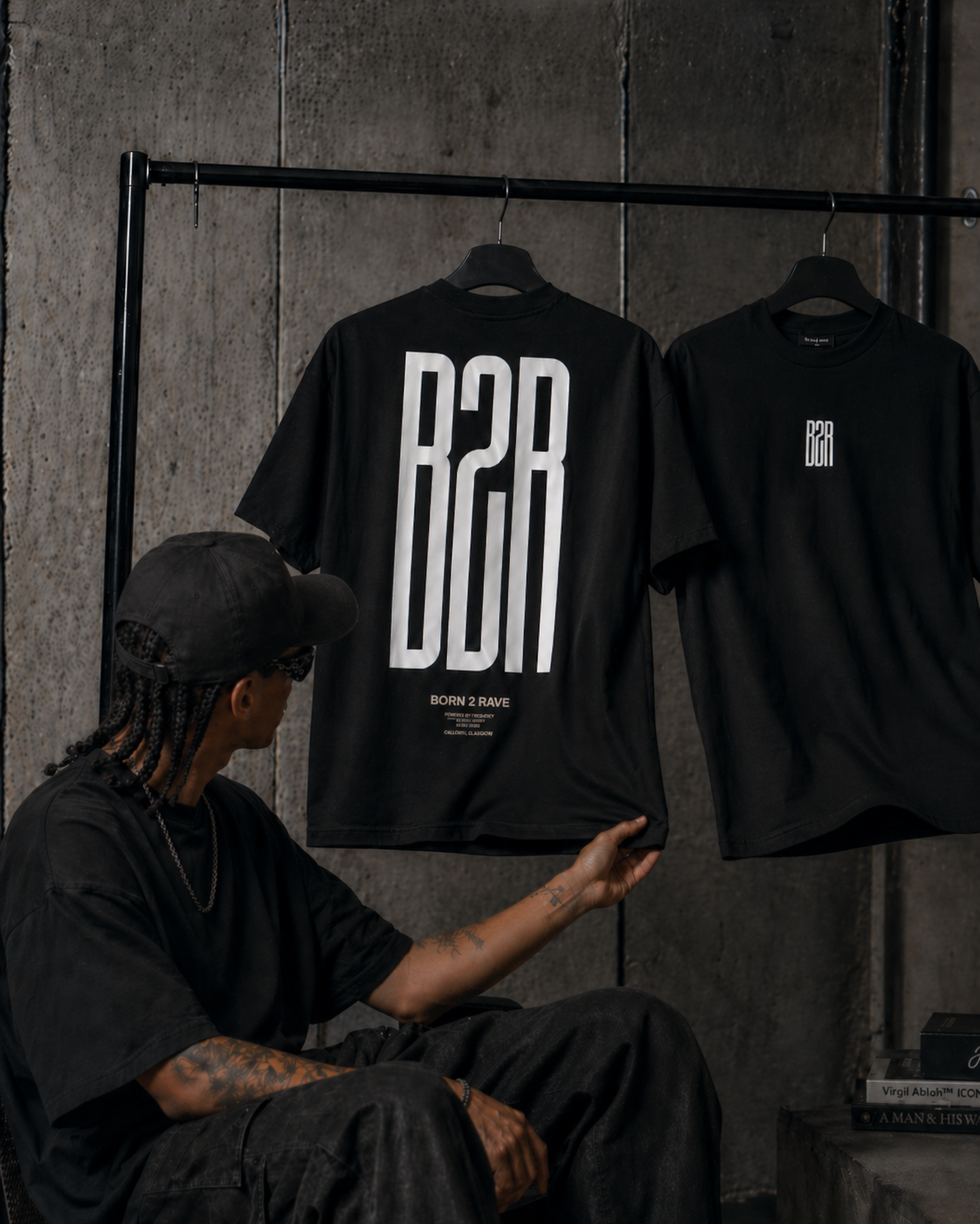 Shirt - White logo